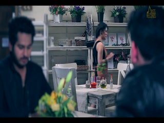 Nuksaan Video Song ethumb-014.jpg