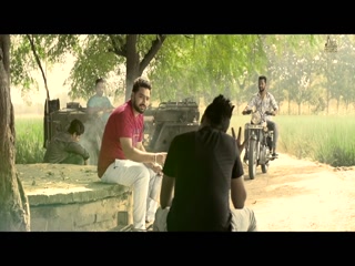 Pakki yaari Video Song ethumb-006.jpg