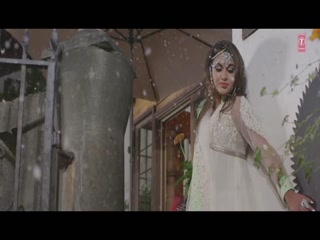 Taara Video Song ethumb-007.jpg