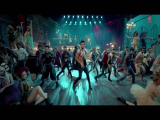 Main Tera Boyfriend Video Song ethumb-012.jpg
