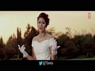 Nazran Video Song ethumb-011.jpg