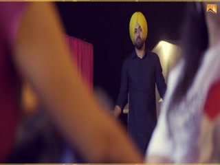 Pyar Sohneya Video Song ethumb-010.jpg