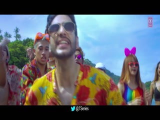 Sundowner Video Song ethumb-012.jpg