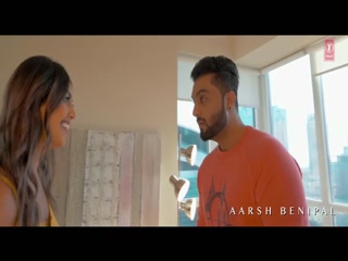 Rovenga Video Song ethumb-005.jpg