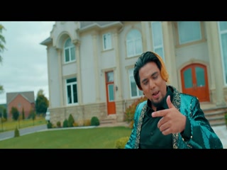 Millionaire Video Song ethumb-010.jpg