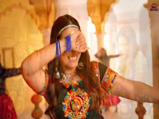 Nakhra Video Song ethumb-009.jpg